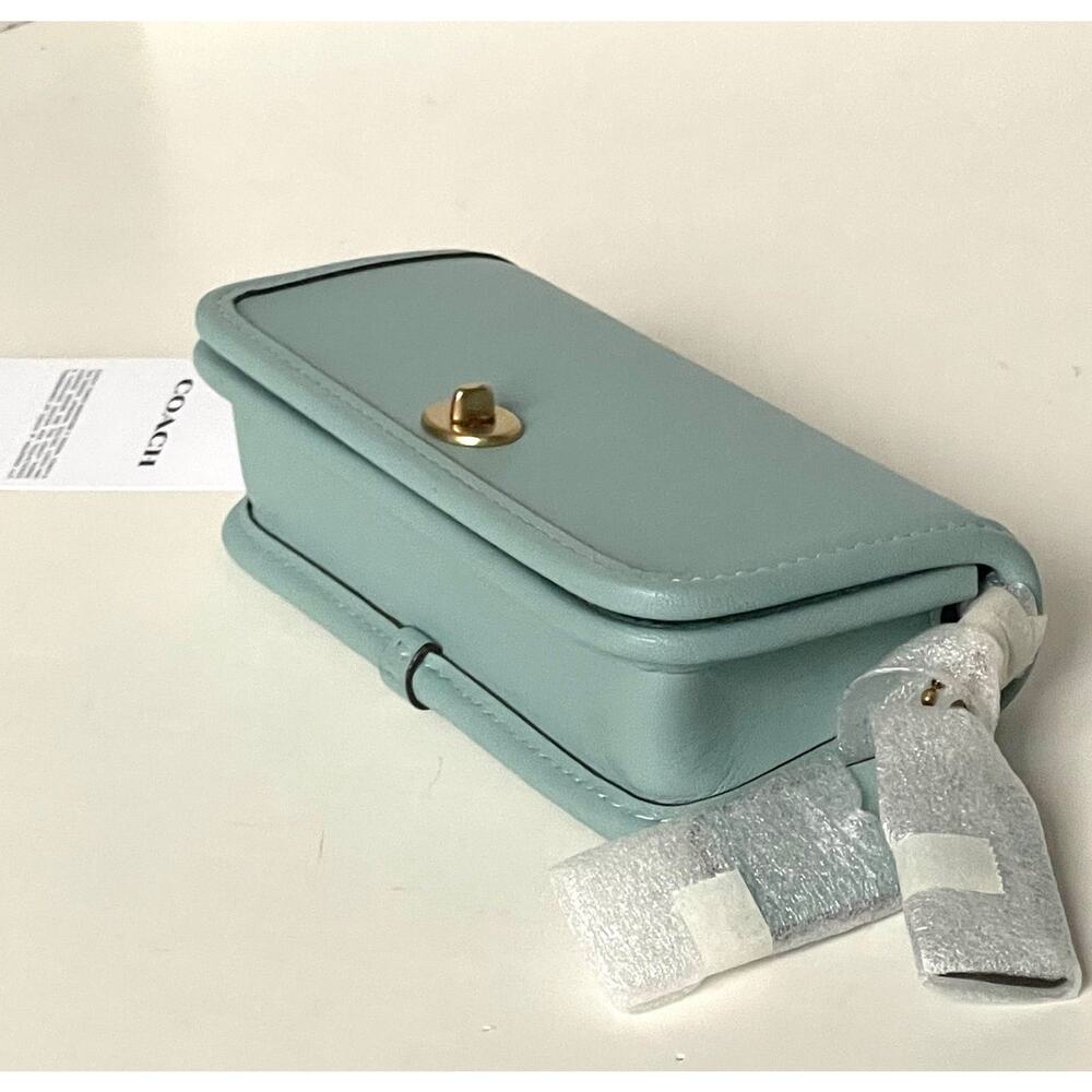 Coach Mini Dinky 14 Crossbody Bag Light Blue Leather Gold Chain CZ108 - Picture 7 of 12